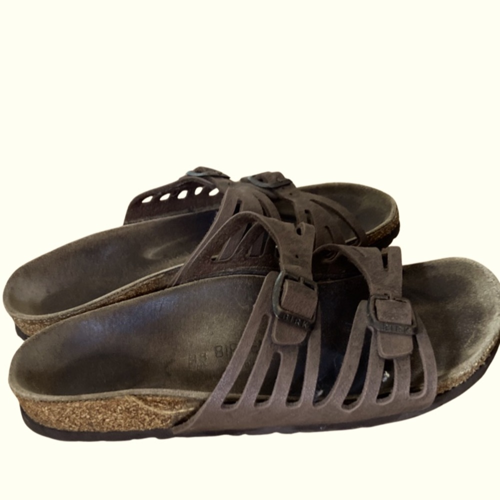 Birkenstock sandals size 38 woman’s brown size 7-7.5